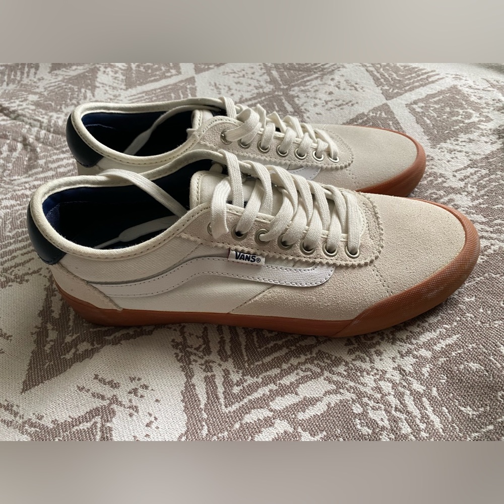 Vans Pro Men 9.5 Women 11